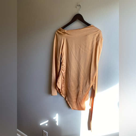 A.L.C Jaime One Shoulder Top Gold Satin Size 14 - Picture 9 of 11